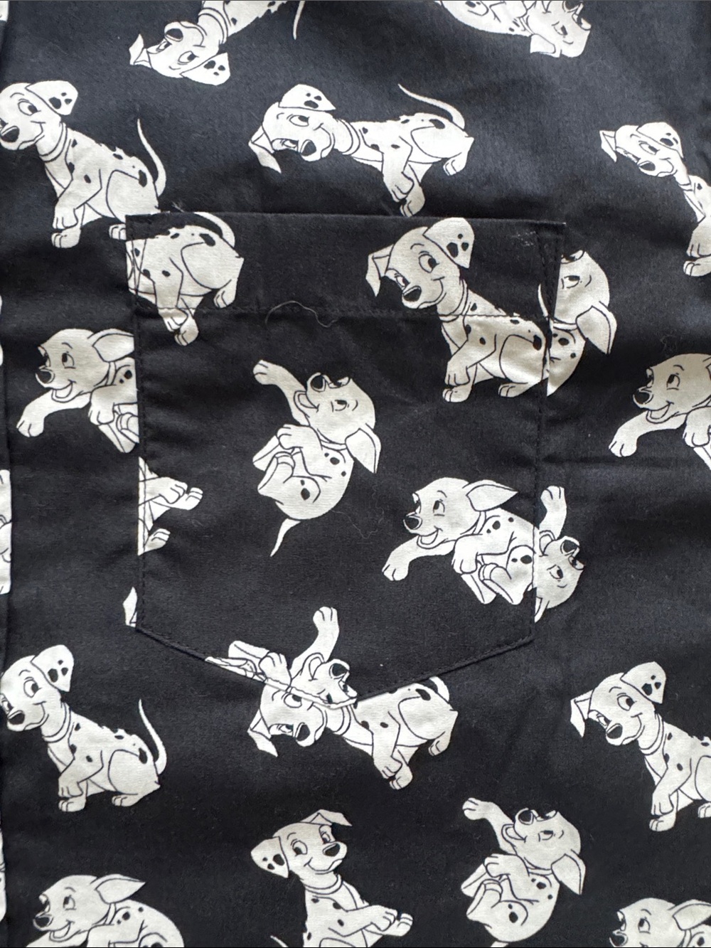 Disney 101 Dalmatians Button Up Shirt Size M Black Puppy Print - Picture 5 of 11